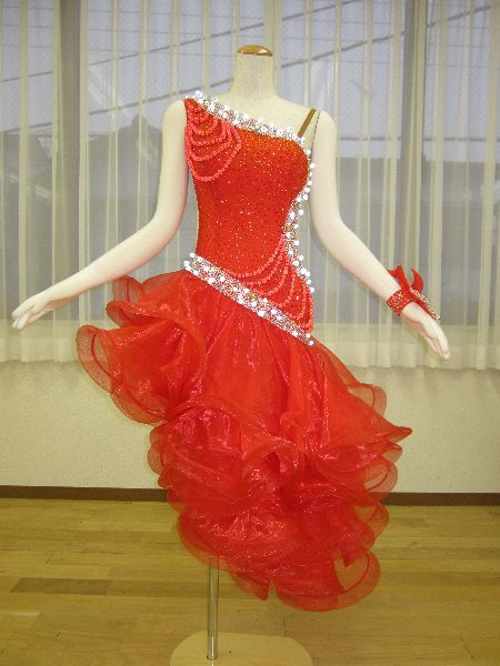 Lx 045go 新品社交ダンス ラテンドレス 豪華スワロフスキー赤フリルスカート ダンスファッションシルフィード